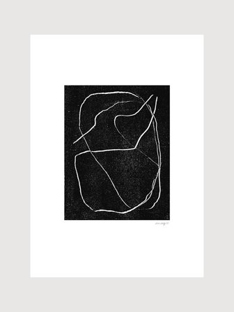 Poster med abstrakt tecknad vit linje på svart bakgrund | Kunstary.com, 70x100 cm