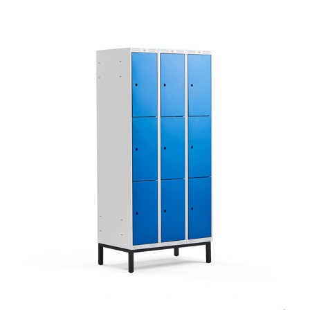Kleiderspind CLASSIC mit Beingestell, 3 Module/3 Türen, 1940 x 900 x 550 mm, blau