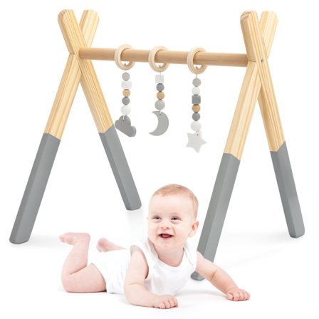 Grått Baby Gym i Trä från Mamabrum