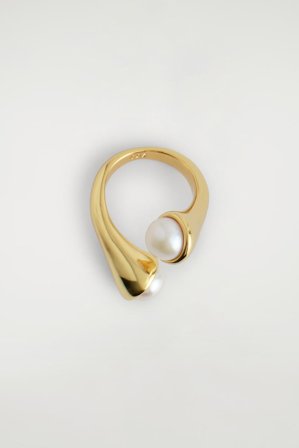 COS Women's Anillo En Espiral Con Perlas De Agua Dulce in Dorado