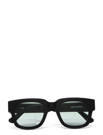 MessyWeekend | June | ONE SIZE