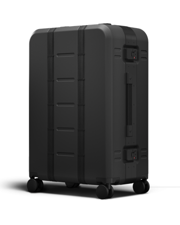 Db - Ramverk Pro Check-In Luggage Large Black Out