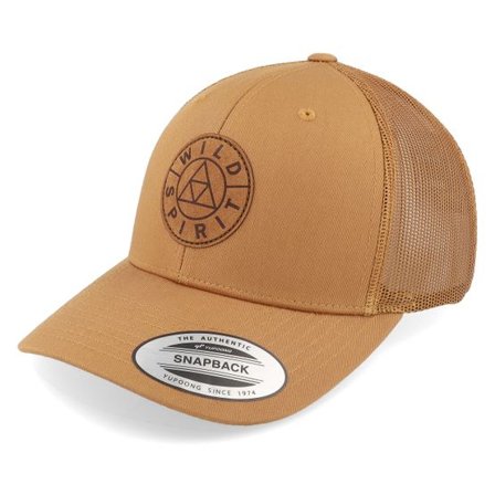 Wild Spirit - Brun trucker Keps - Logo Basic Mountain 6-panel Retro Caramel Trucker @ Hatstore