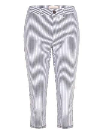 FREE/QUENT | Capri Pants | XS