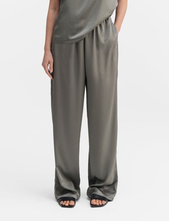 Ahlvar Gallery Ayla Satin Trousers - Khaki green - XL x 83