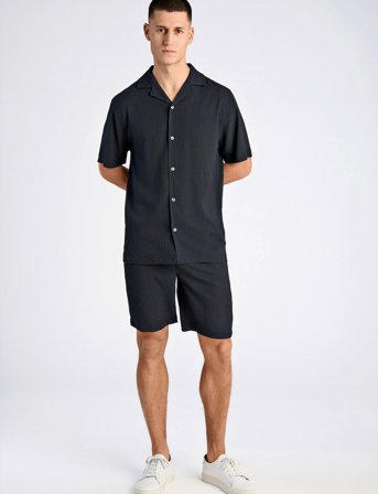 Lindbergh Plissé S/S Resort Shirt - Black - M