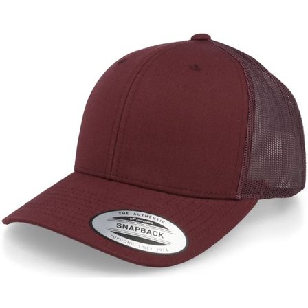 Yupoong - Röd trucker Keps - Retro Maroon Trucker @ Hatstore