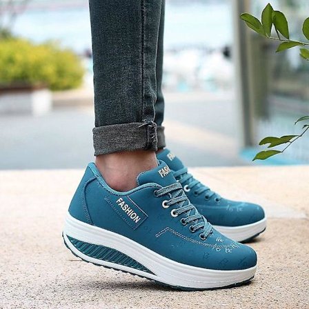 Nya kvinnor Platform Rocking Casual Fashionabla Chunky Designer Sneakers