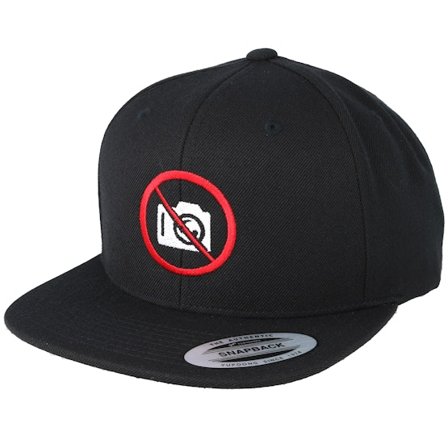 Iconic - Černá snapback Kšiltovka - No Photo Black Snapback @ Hatstore