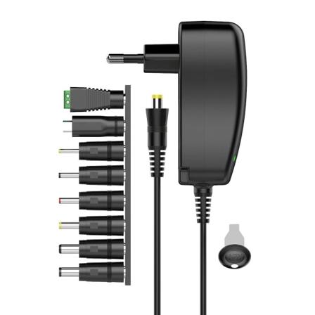 Universal Strömadapter - 8-i-1 Svart