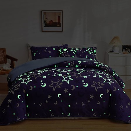 200x200 cm dynebetræk der lyser i mørket med pudebetræk 50x75cm