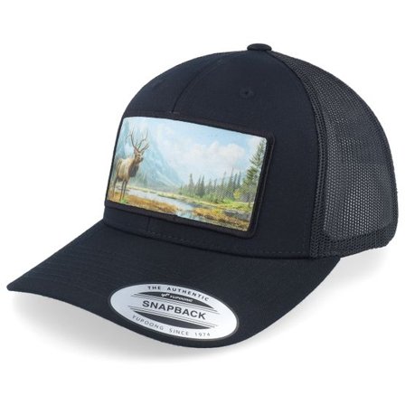 Hunter - Svart trucker Keps - Big Deer Wide Patch Retro Black Trucker @ Hatstore
