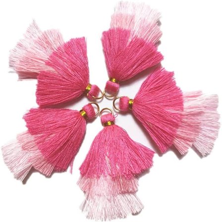 Rosa tofshängen i tre lager tofsar med hoppring