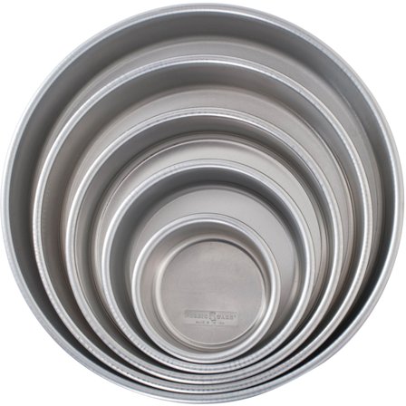 Nordic ware Naturals Wedding Cake kakkuvuoat, 5 osaa