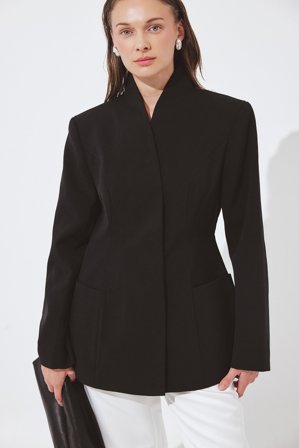 Janka Polliani x NA-KD Maßgeschneiderter Blazer - Taillierter Blazer - Schwarz - EU 40