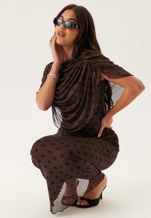 Bubbleroom Occasion - Cape Mesh Ankle Dress - Dark brown/Patterned