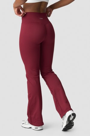 ICANIWILL - Ribbed Define Seamless Flared Tights Burgundy- Sportlegging - Dames - sportkleding van ICIW
