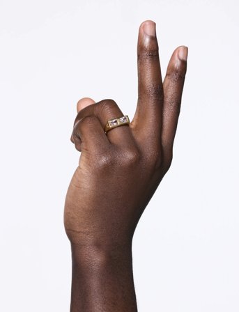 Maria Black Us Three Signet Ring - Gold - 54