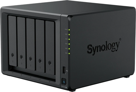 Synology DS1525+ en 5-facks NAS med 2.5GbE och M.2-cache