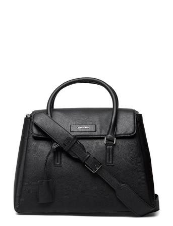 Dressed Tote W/Flap Bags Hand Bags Sort Calvin Klein