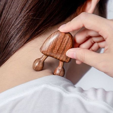 Naturlig Sandelträ Skrapmassageverktyg Ansikts-, Ögon- och Nackmassage Akupunkturterapi Avslappnande Pinne Trämassager