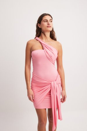 Phiaka x NA-KD Tie Mini Dress - Slå-om-kjoler - Lyserød - S
