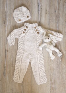 Beskrivning Dress och mössa