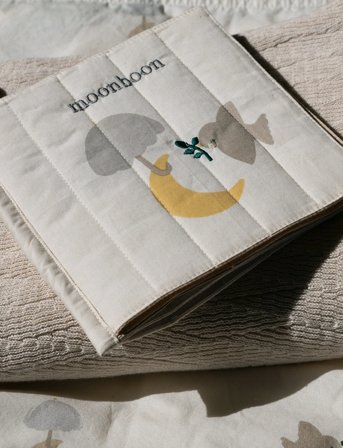 Moonboon Soft Night Book - Cream - ONE SIZE