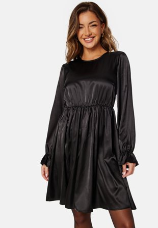 Pieces Slore LS O-Neck Dress Black Vaatteet