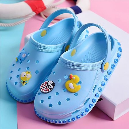 Barnetøfler for gutter Jenter tegneseriesko Sommer småbarnsflip-flops Baby innendørs tøfler Strandtøfler for barn -