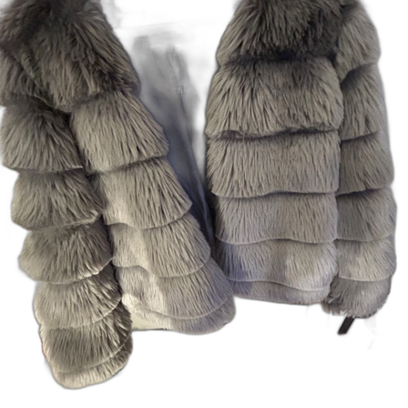 Grå pälsjacka från Parisian