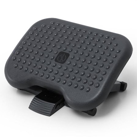 Säädettävä pöydän alle sijoitettava jalkatuki hierontatoiminnolla, 30 asteen kallistuskulma