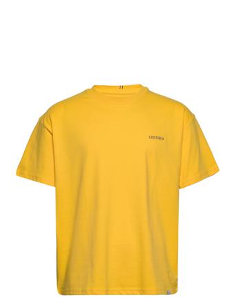 Diego T-Shirt T-shirts Short-sleeved Keltainen Les Deux