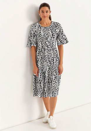 Cellbes of Sweden - Jersey-kjole med volang i svart / mønstret for damer i størrelse 54/56