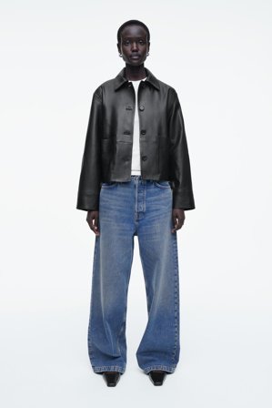 COS Femme Veste À Col Et Silhouette Carrée En Cuir in Noir