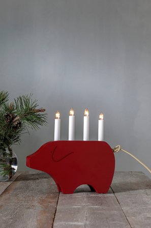 Jotex - Lysestake Gry høyde 28 cm Red - Kjøp Adventsstaker hos Jotex