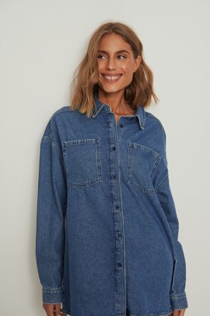 NA-KD Recycled boyfriend oversize jeansskjorta - Jeansskjortor - Blå - EU 42