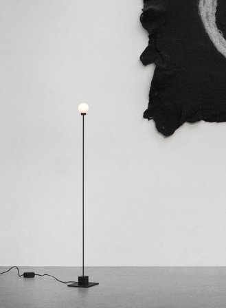 Snowball gulvlampe H117 dimbar - sort