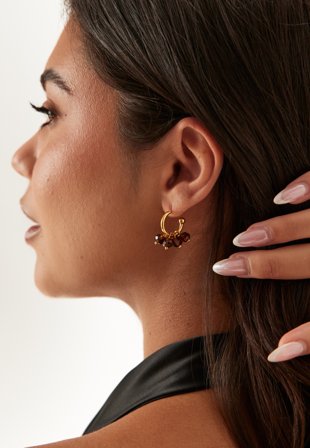 BY JOLIMA - Palma Mini Hoop - Gold/Brown - Kläder - - Bubbleroom