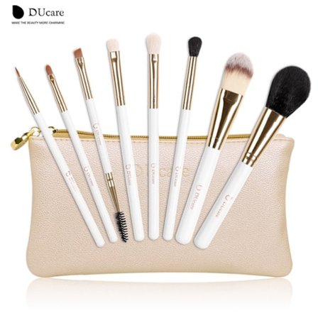 Borstset ink. 8 borstar samt l derv ska fr n DUcare (ORIGINAL)