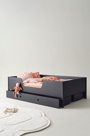 Jotex - Børneseng Med Opbevaring 120x200 Cm Sort - CAMPO - Køb Børnesenge & tremmesenge hos Jotex