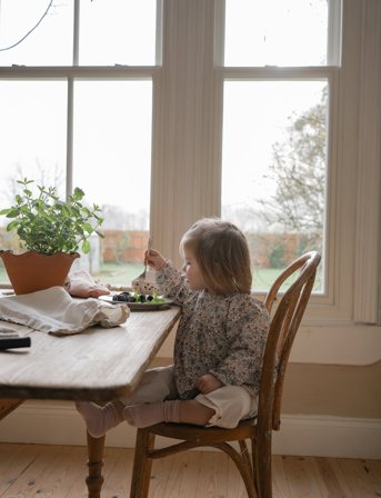 Elodie Details Long Sleeved Baby Bib Blue Garden Light - Multi/patterned - ONE SIZE