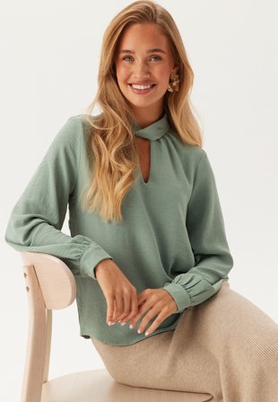 VILA Visurashil High Neck L/S TOP T Chinois Green Klær