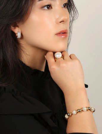 SNÖ of Sweden Rio Big Pearl Ring G/White - M - Gold - M