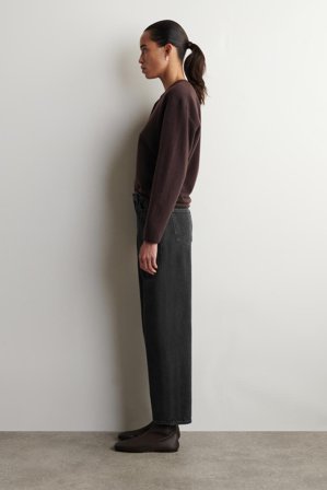 COS Women's Arch Tapered Jeans in Black