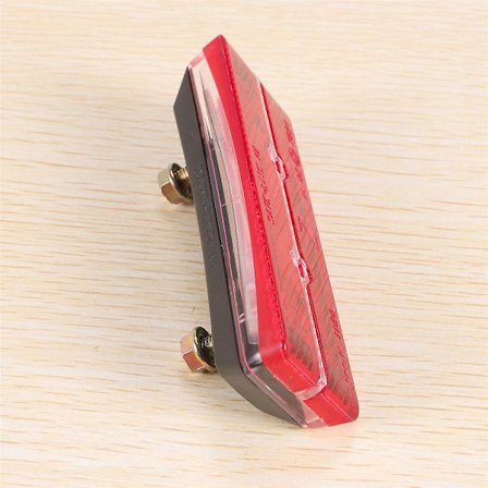 Sur-Ron Surron Light Bee X -sähkömoottoripyörän takavalon suuntavilkut jarruvalot