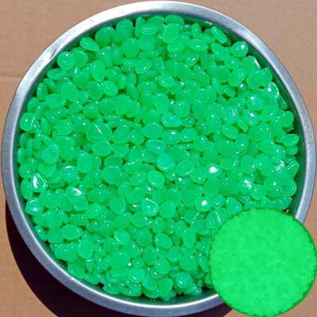 100st/påse blandad färg utomhus lysande stenar Glow In Dark Gar