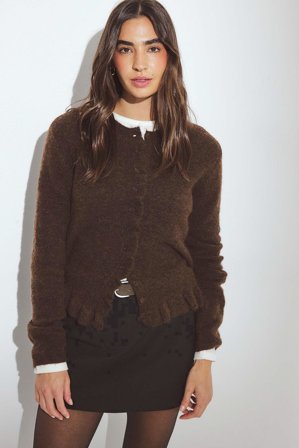 NA-KD - Strikket cardigan i ullblanding med volanger - Cardigan - Brun - S