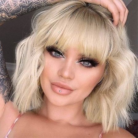 Lyhyt blondi peruukki aaltoileva bob-peruukki ilmapolkkatukalla naisten synteettinen kihara pastellin värinen bob-peruukki