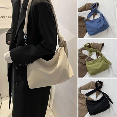 Kvinnor Enfärgad Nylon axelväskor Shopperväskor Casual Crossbody-väskor beige